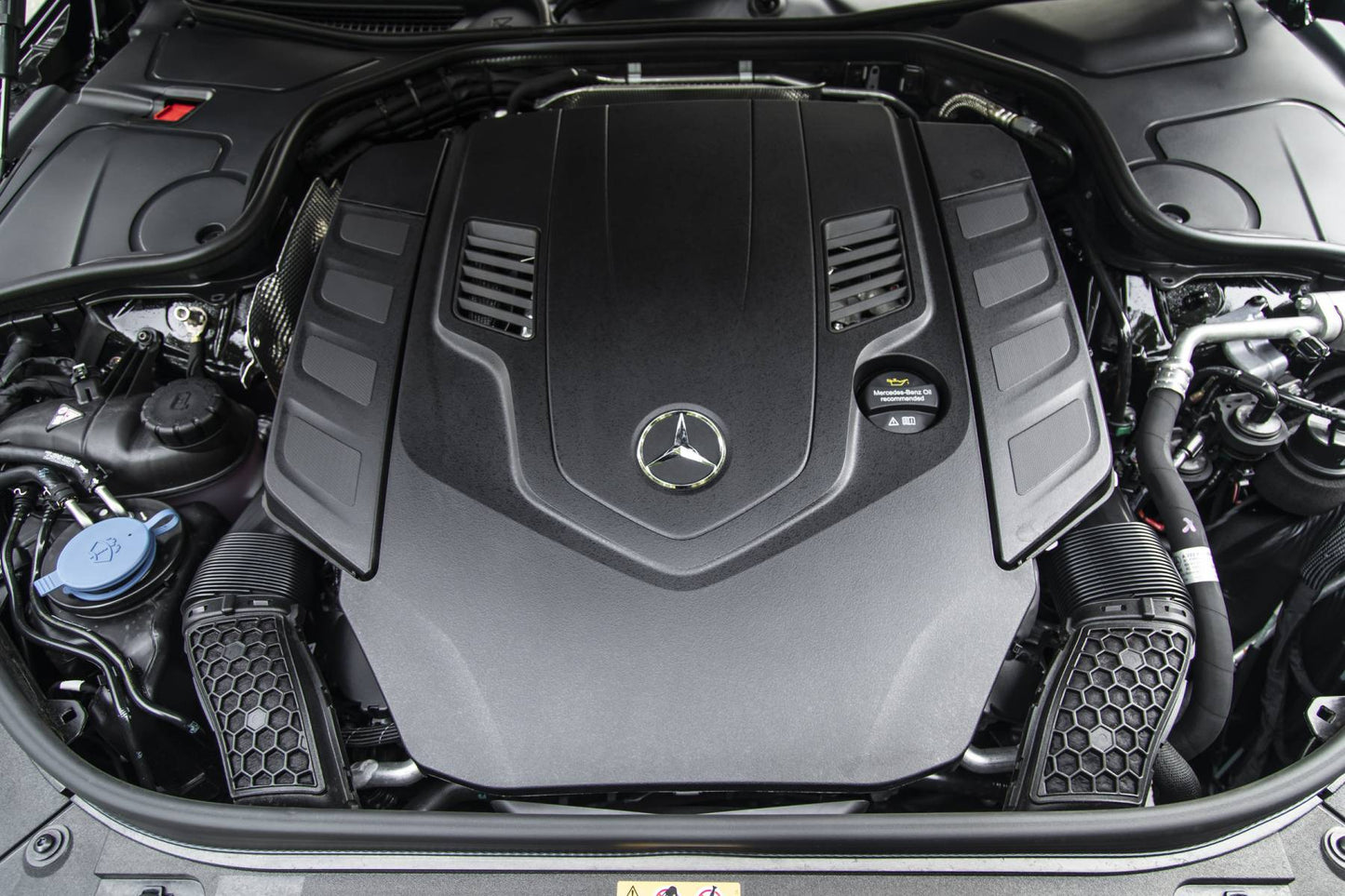 2019 Mercedes S560 4Matic Coupe