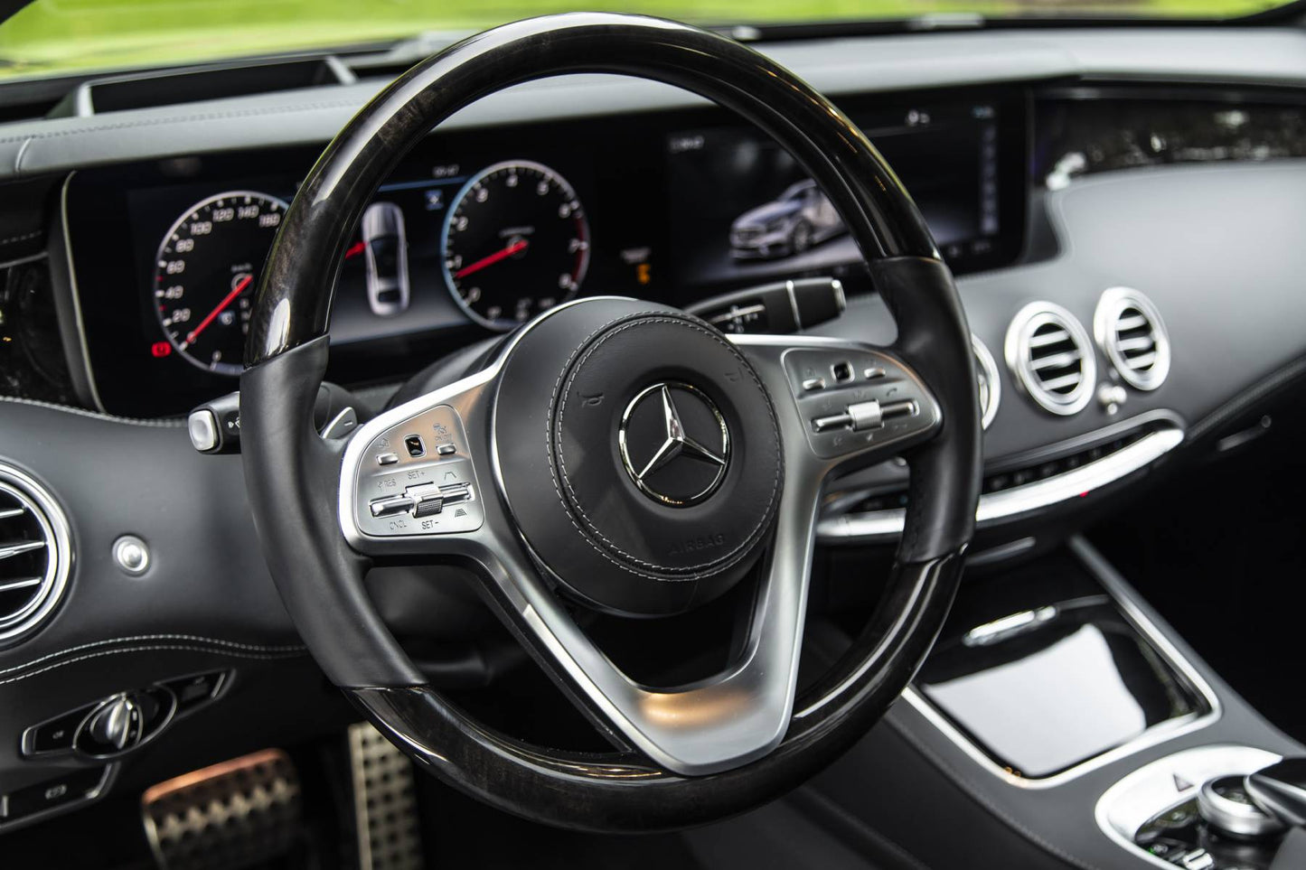 2019 Mercedes S560 4Matic Coupe