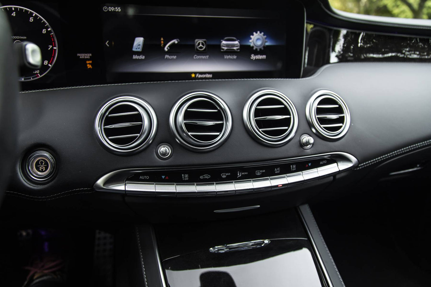 2019 Mercedes S560 4Matic Coupe