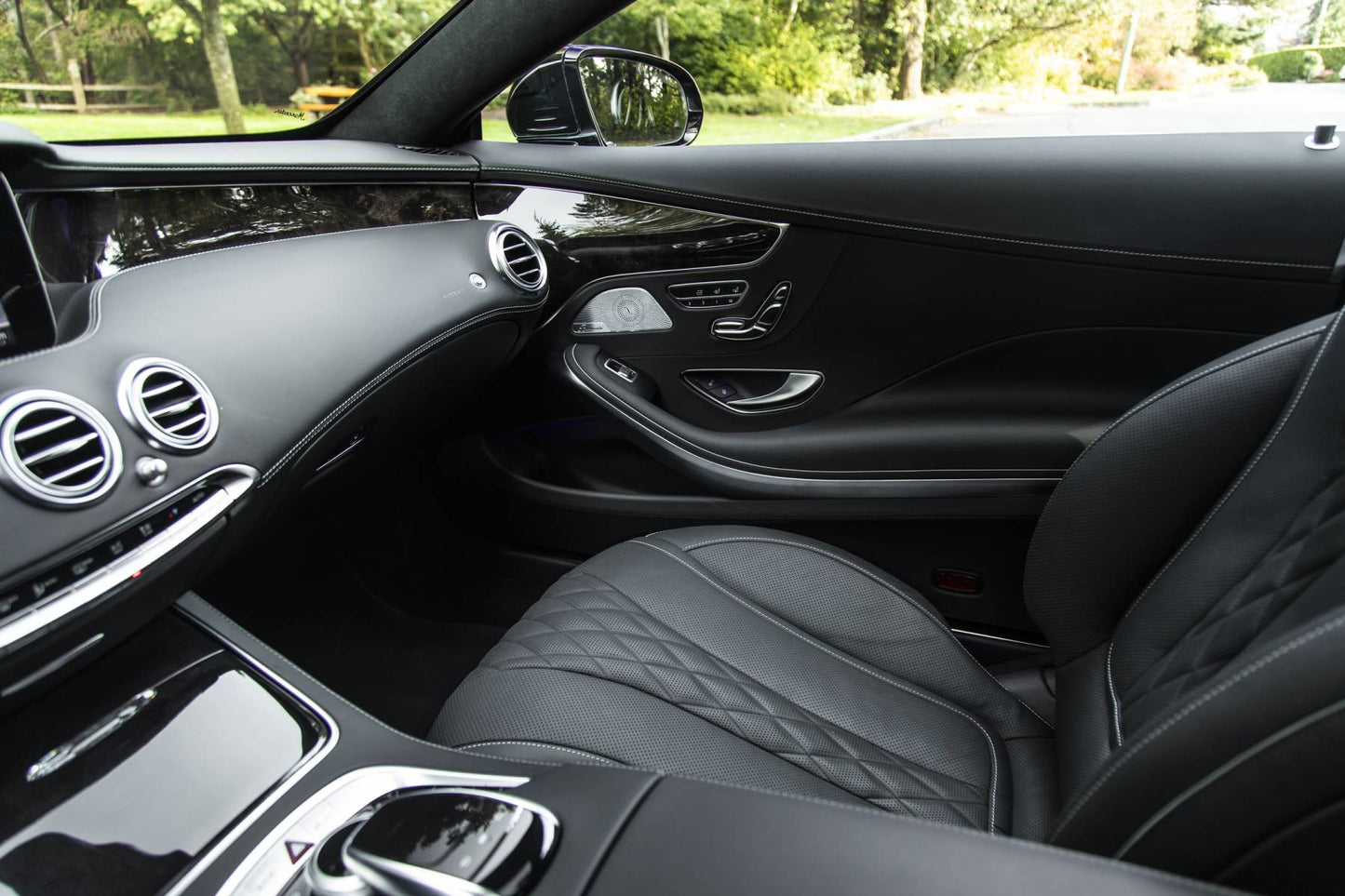 2019 Mercedes S560 4Matic Coupe