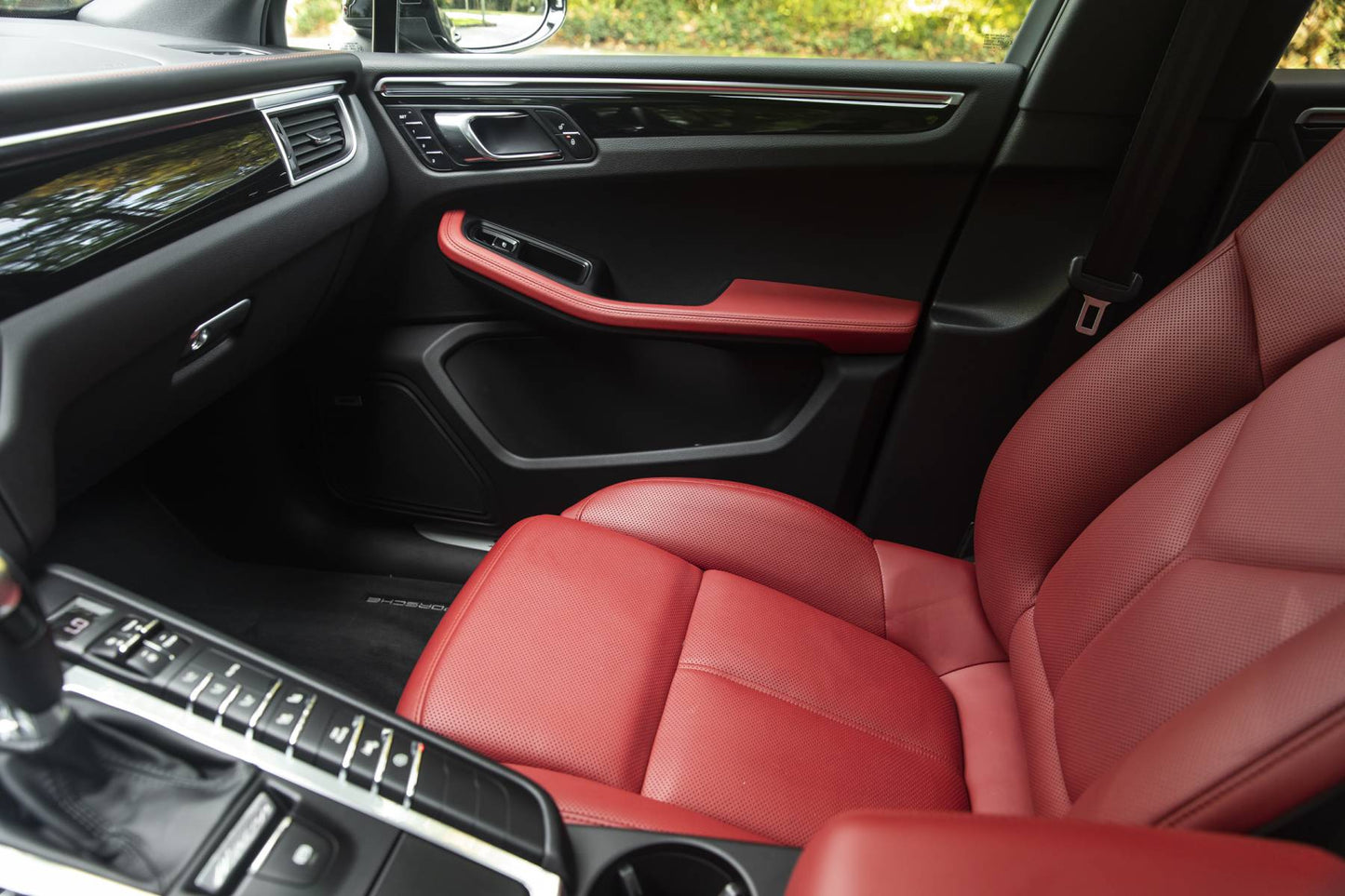 2017 Porsche Macan S