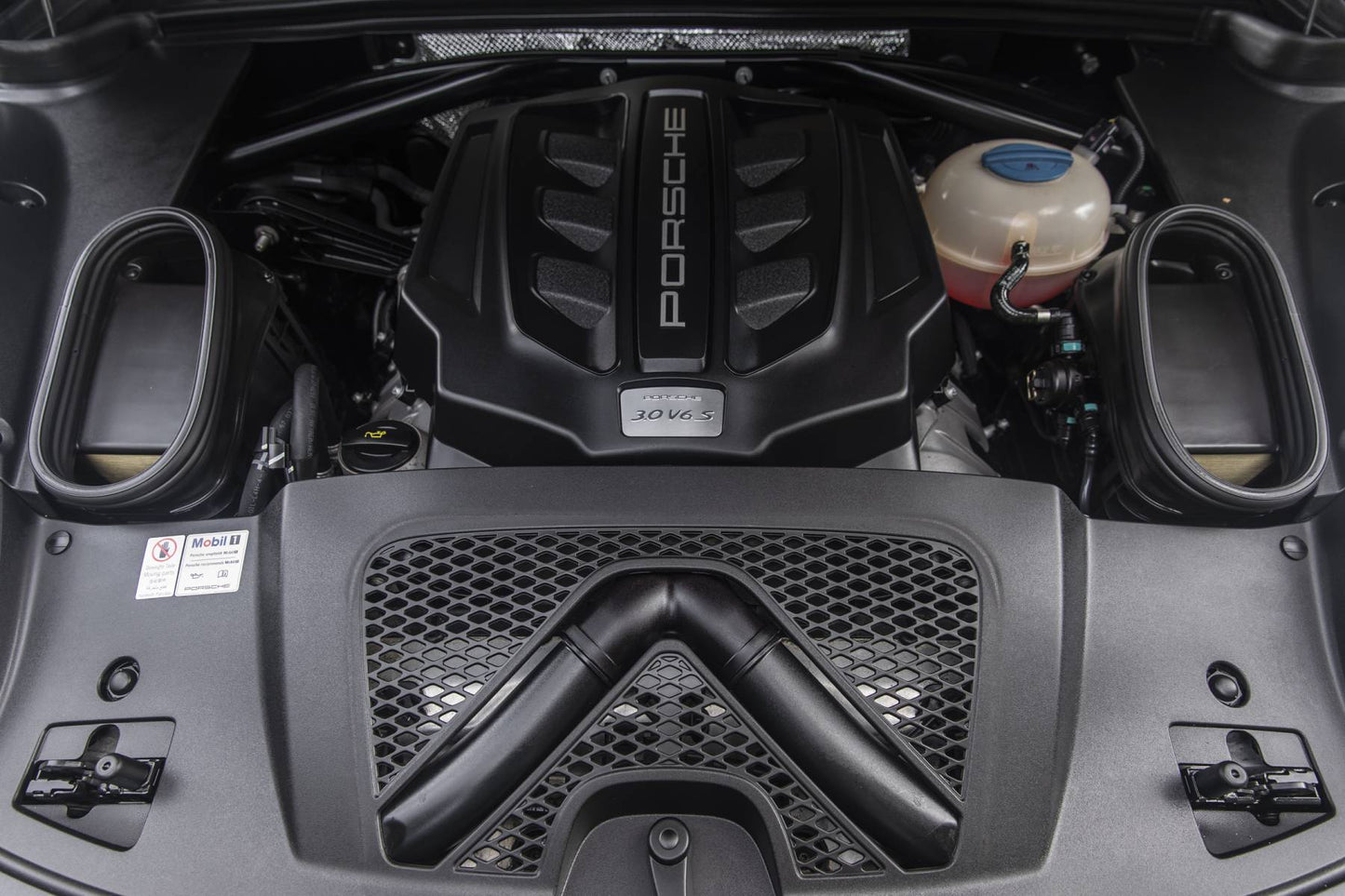 2017 Porsche Macan S