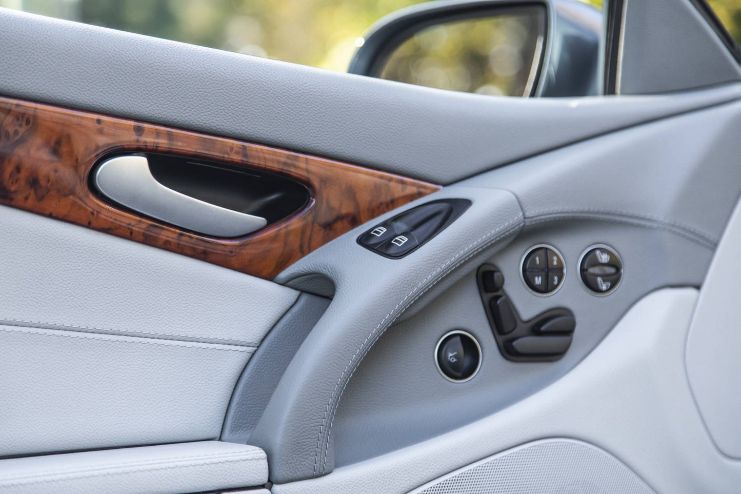 2006 Mercedes SL500