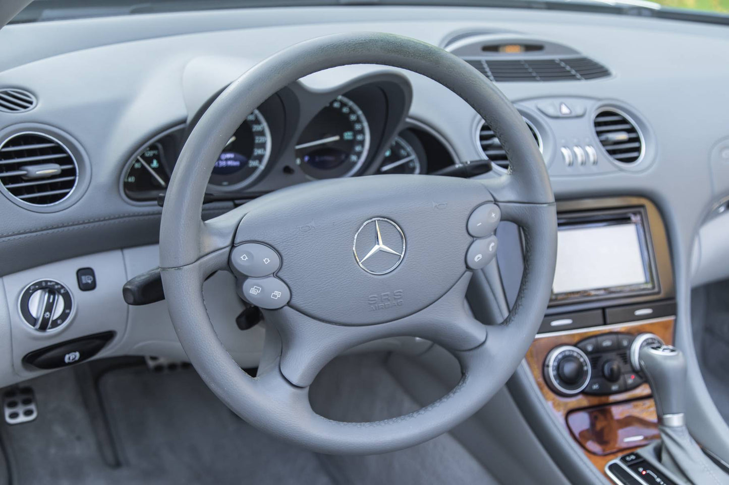 2006 Mercedes SL500
