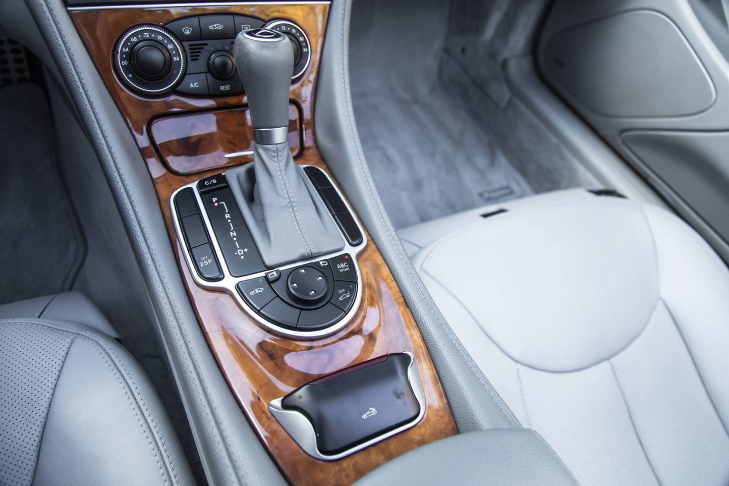 2006 Mercedes SL500
