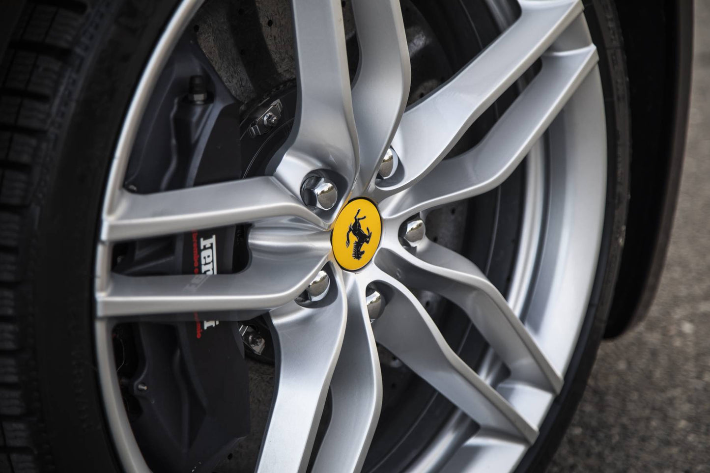 2014 Ferrari FF V12