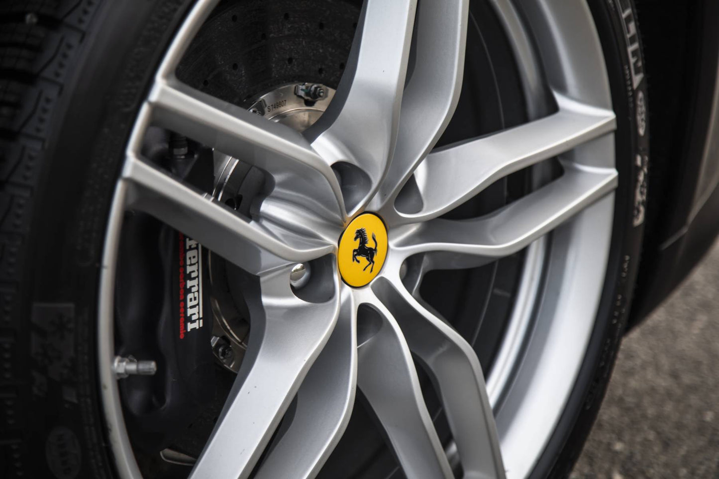 2014 Ferrari FF V12