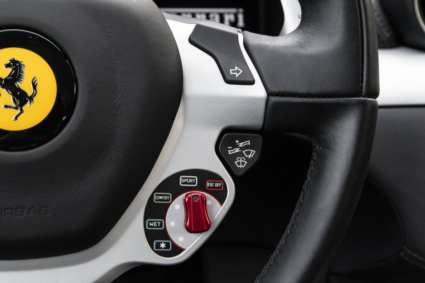 2014 Ferrari FF V12