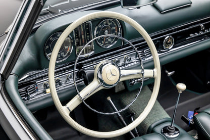 1960 Mercedes-Benz 300SL Roadster