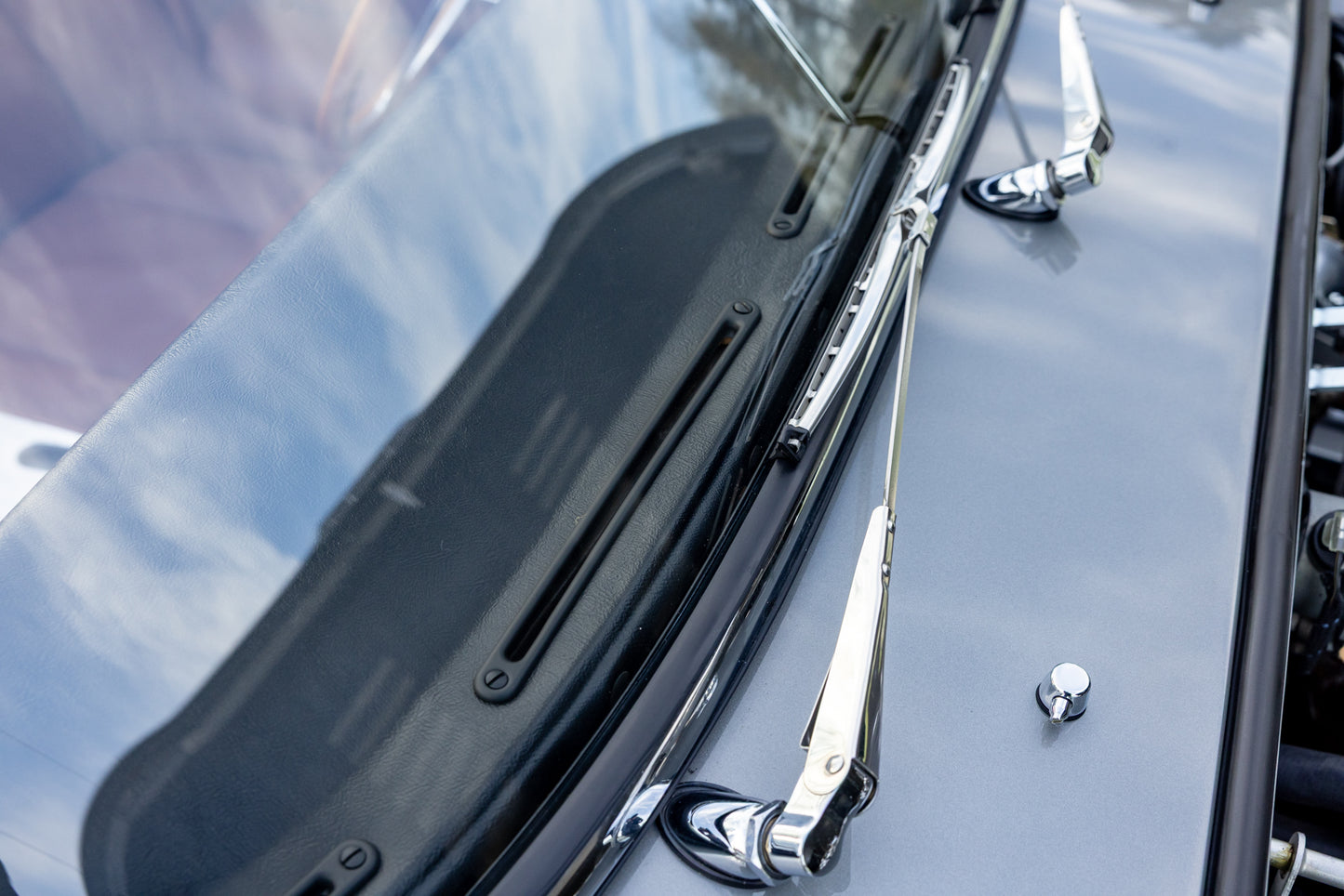 1962 Jaguar XKE Series 1 Roadster 5-Speed
