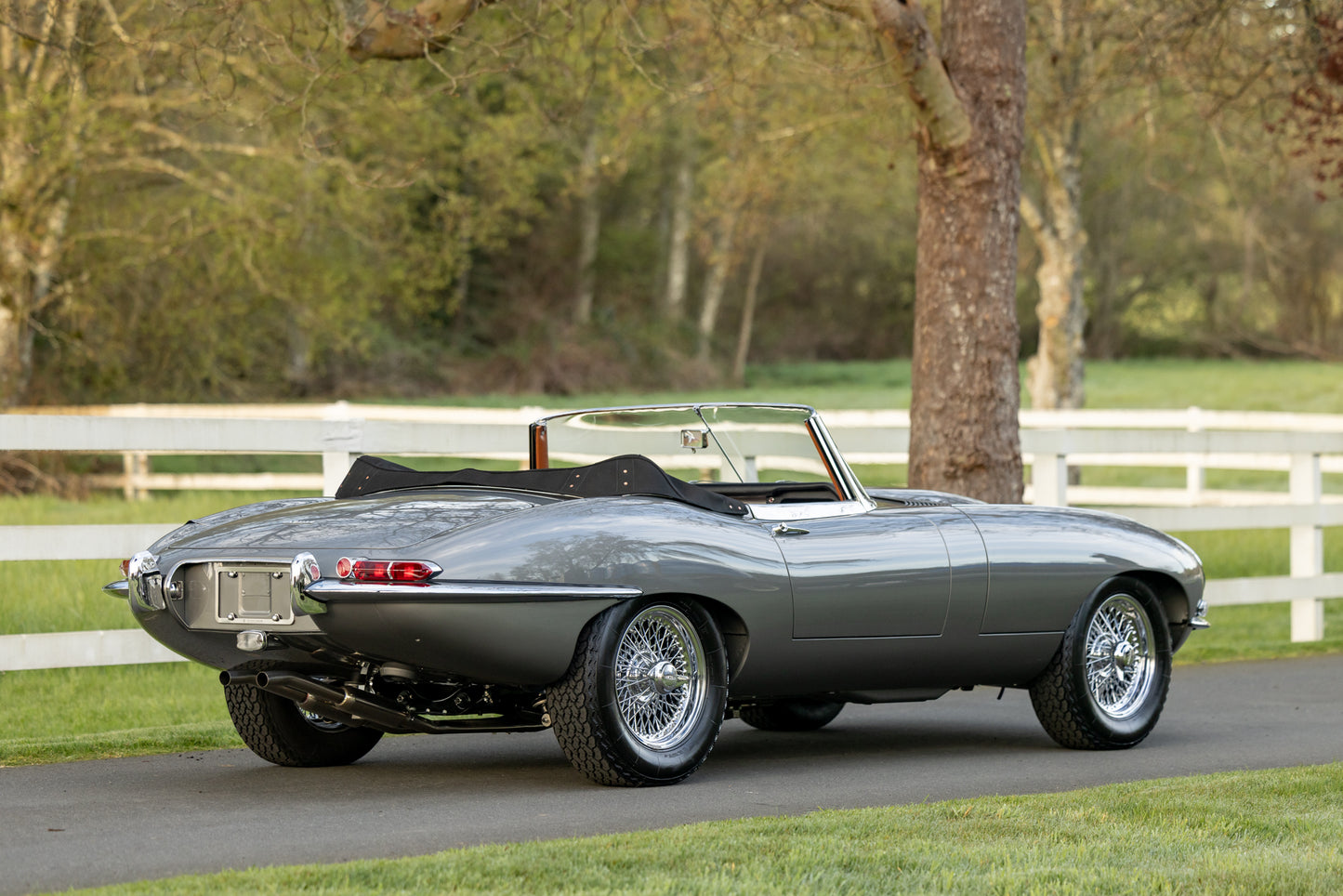 1962 Jaguar XKE Series 1 Roadster 5-Speed