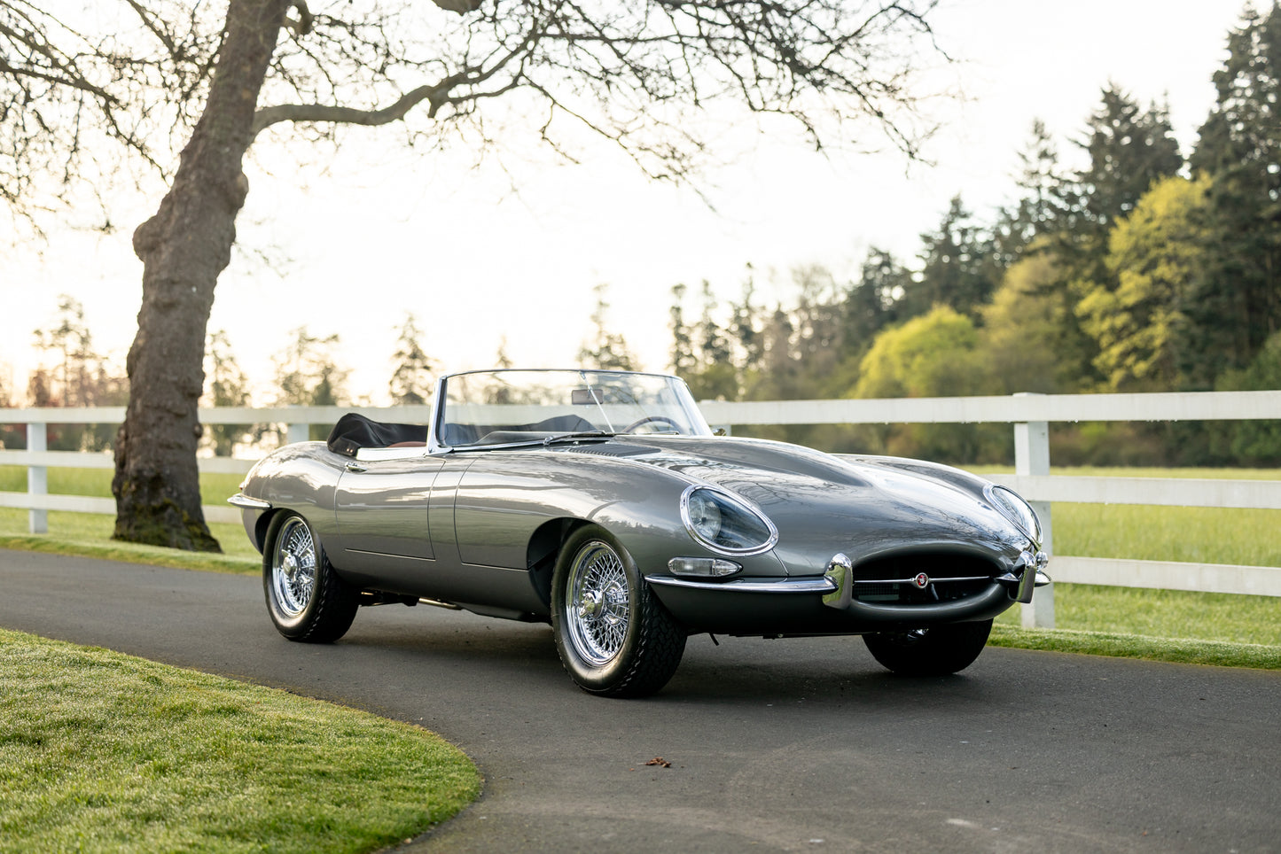 1962 Jaguar XKE Series 1 Roadster 5-Speed