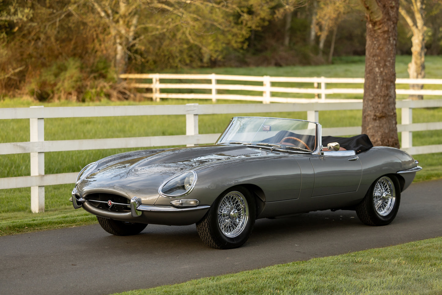 1962 Jaguar XKE Series 1 Roadster 5-Speed