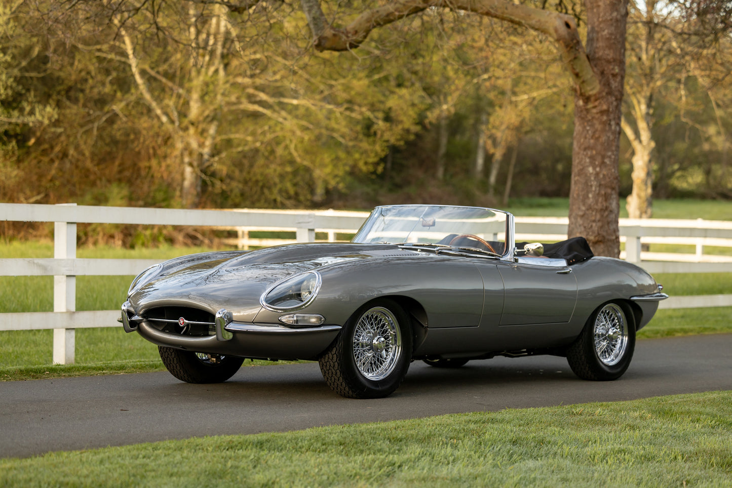 1962 Jaguar XKE Series 1 Roadster 5-Speed