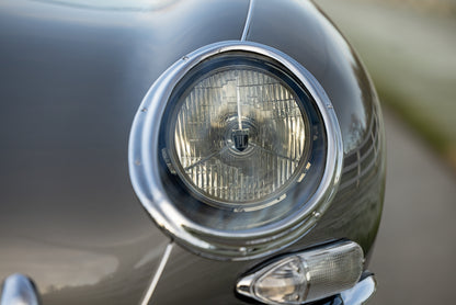 1962 Jaguar XKE Series 1 Roadster 5-Speed
