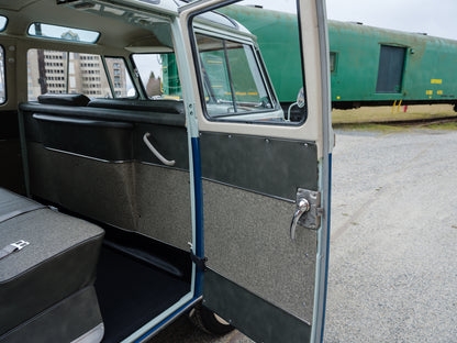1965 Volkswagen Samba 21-Window Bus