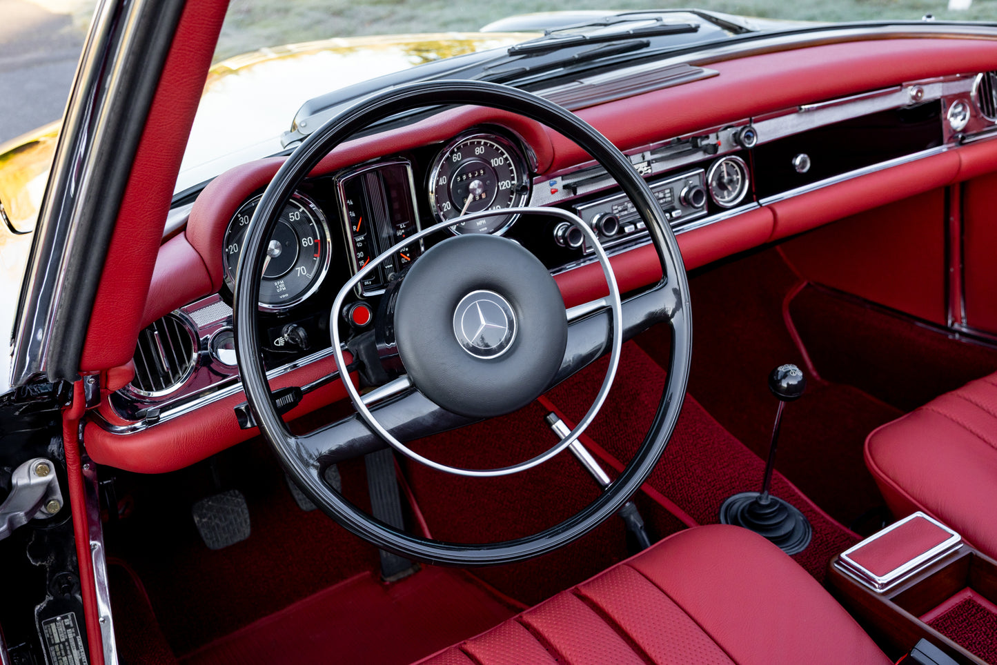 1969 Mercedes-Benz 280SL