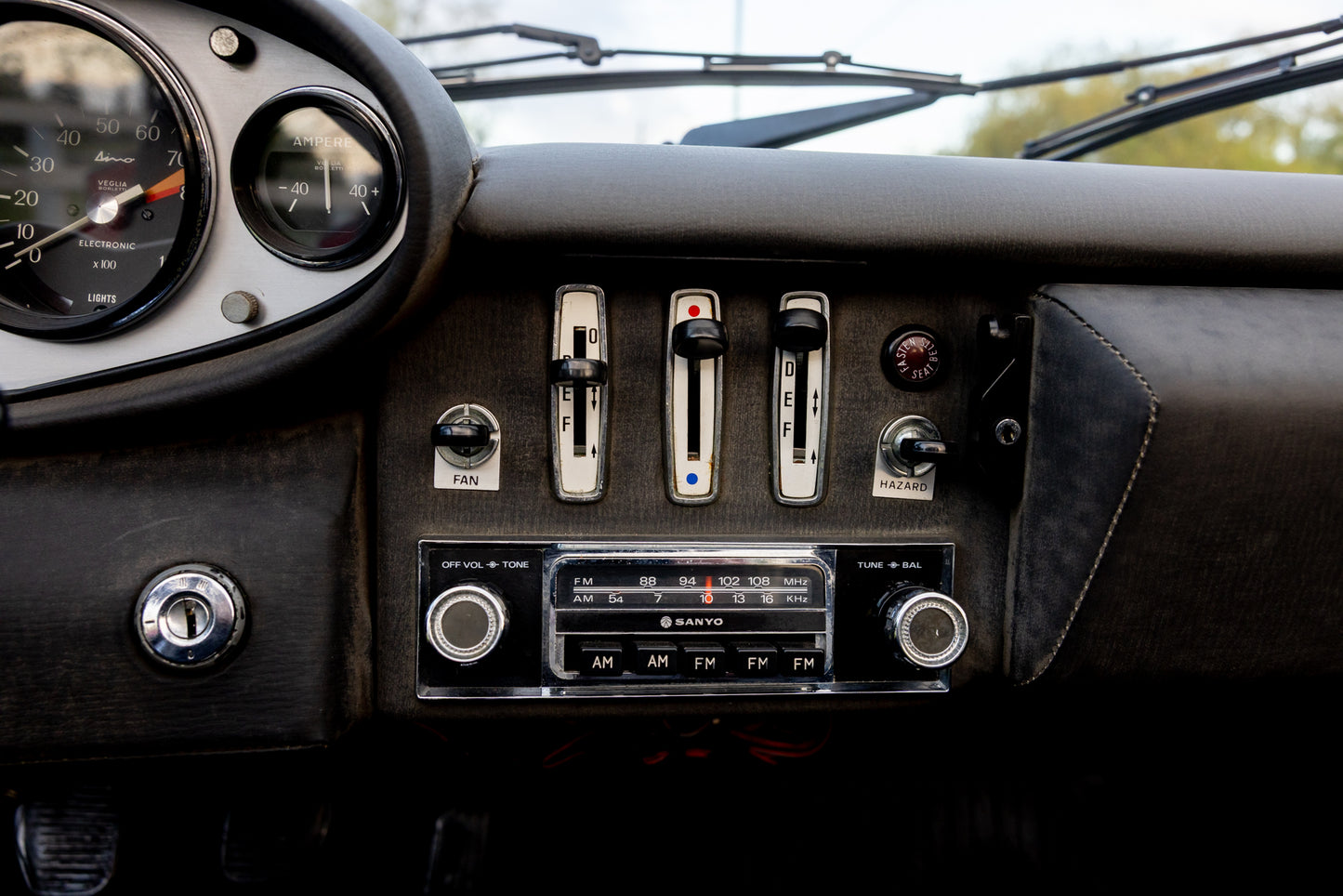 1974 Ferrari Dino 246 GTS Chairs & Flares