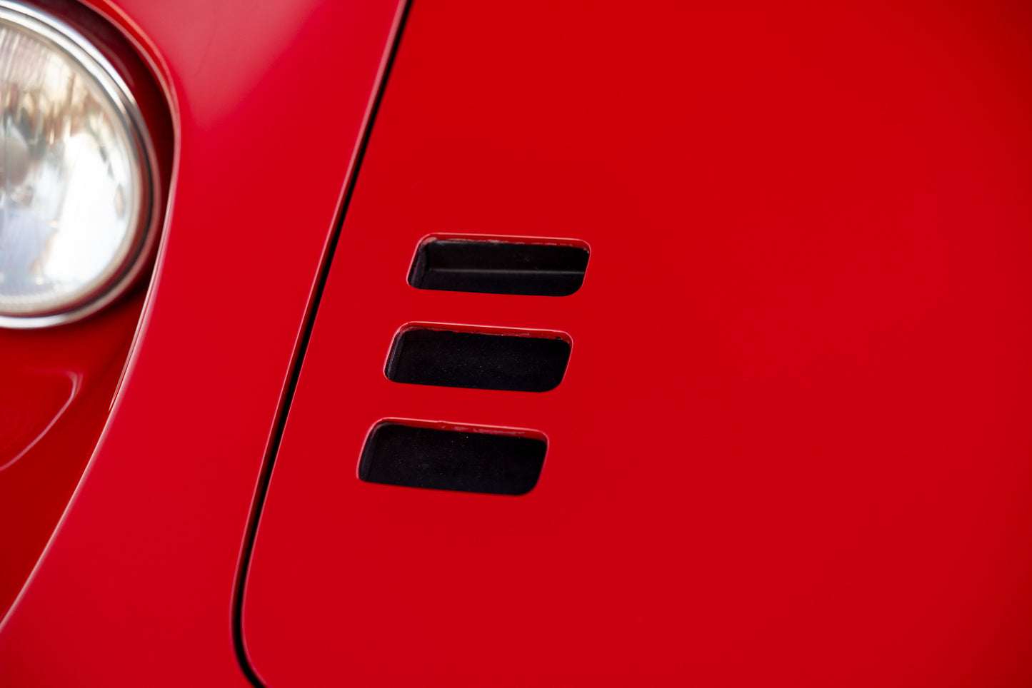 1974 Ferrari Dino 246 GTS Chairs & Flares