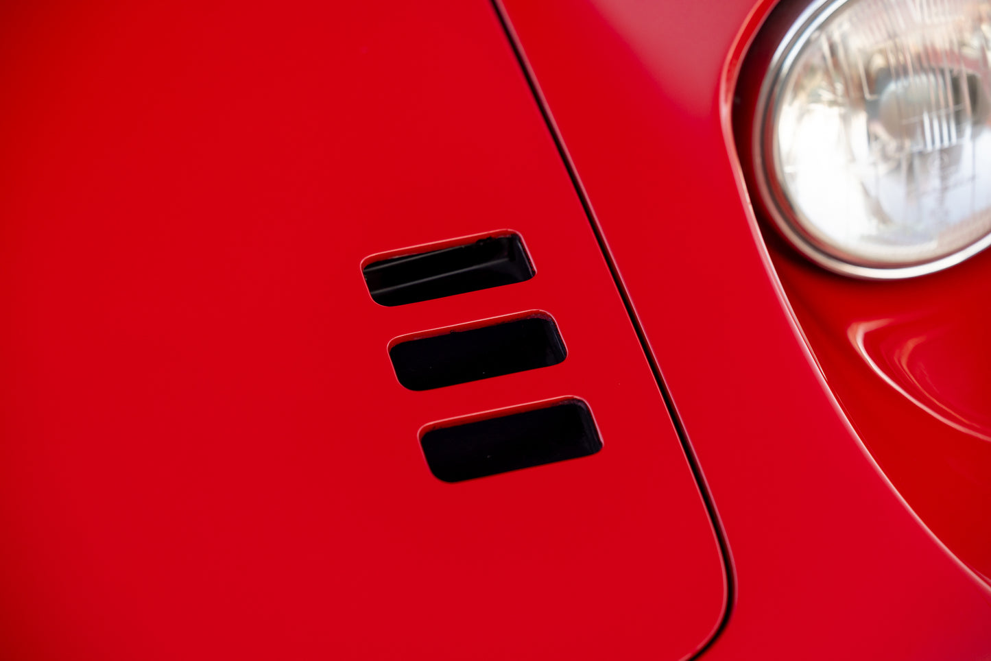 1974 Ferrari Dino 246 GTS Chairs & Flares
