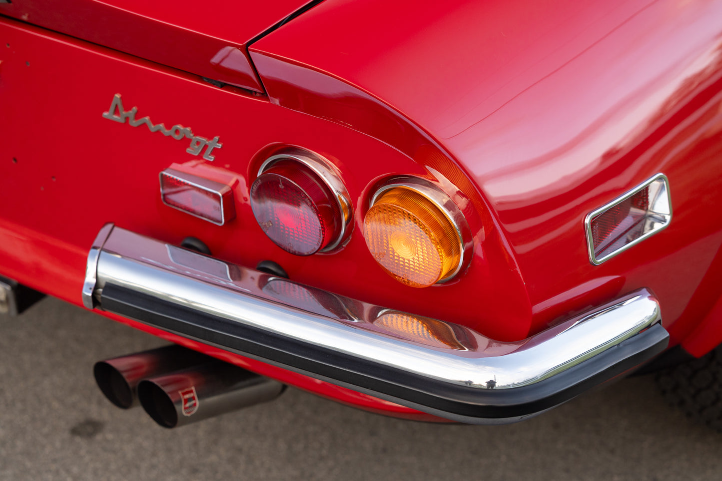 1974 Ferrari Dino 246 GTS Chairs & Flares