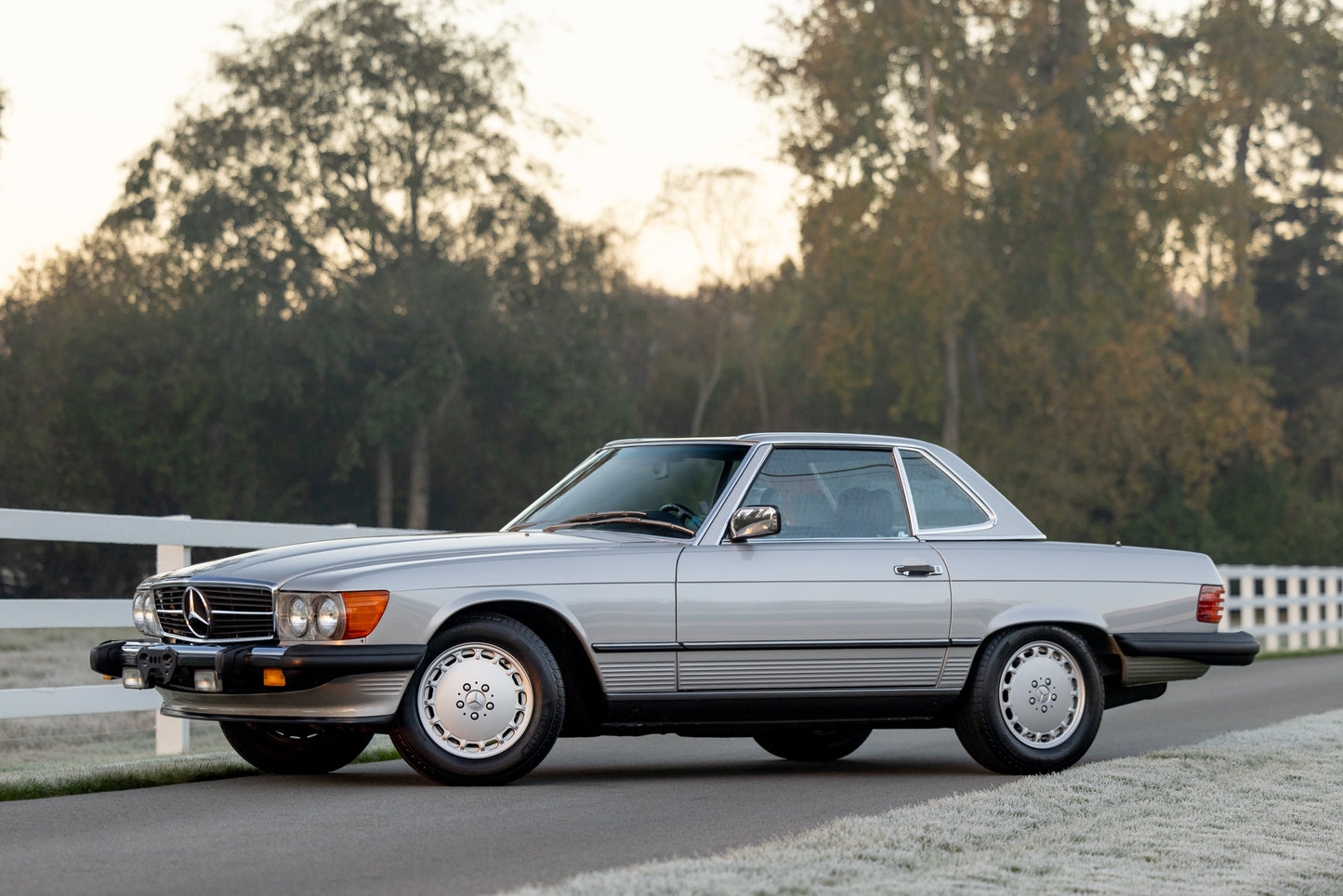 1988 Mercedes-Benz 560 SL