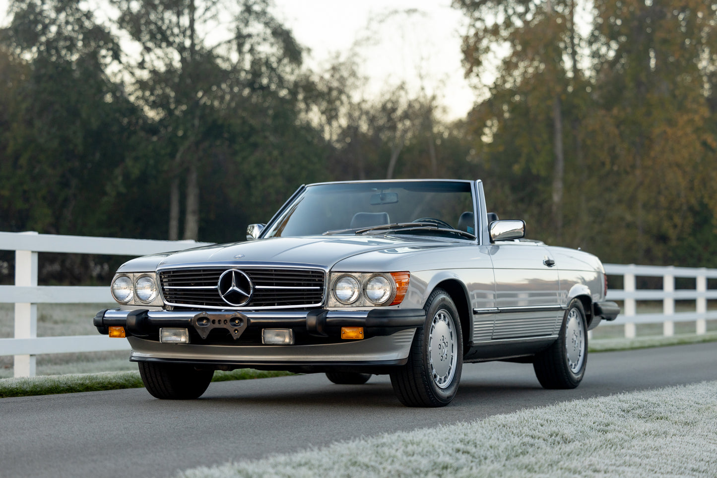 1988 Mercedes-Benz 560 SL