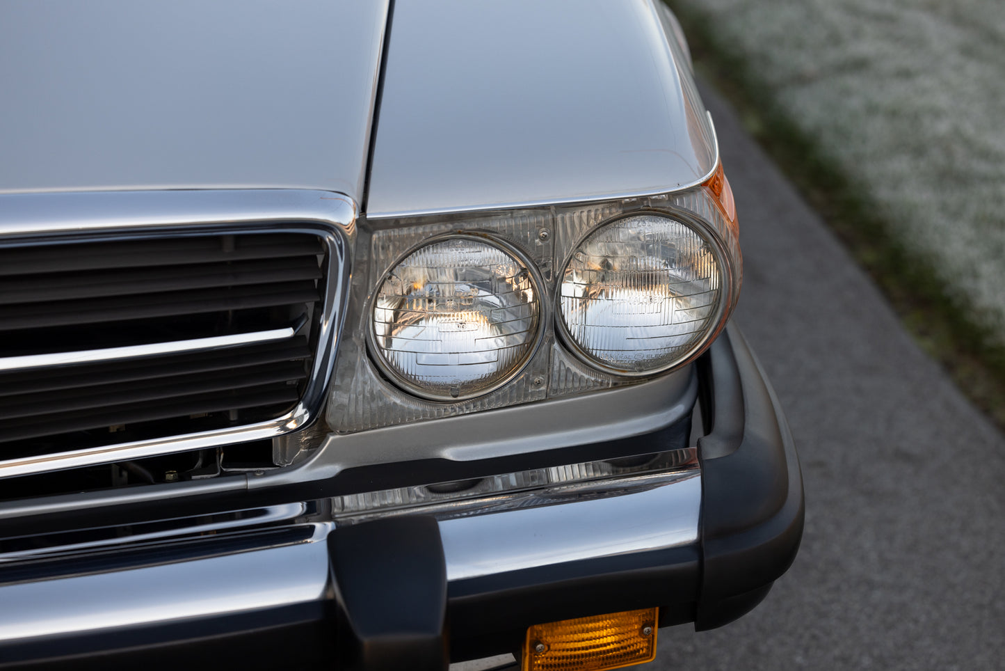 1988 Mercedes-Benz 560 SL