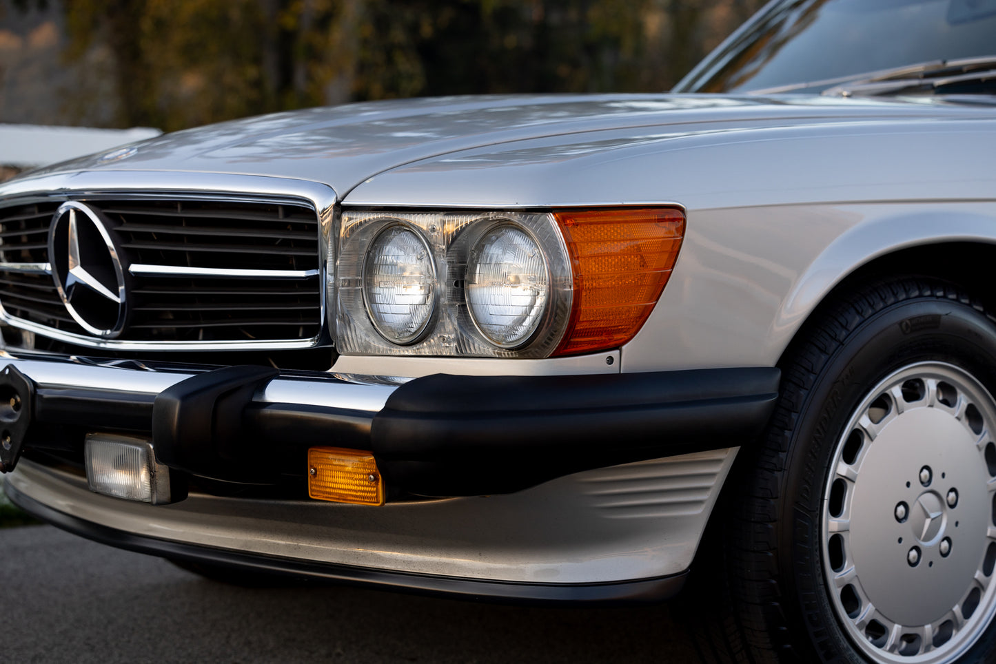 1988 Mercedes-Benz 560 SL