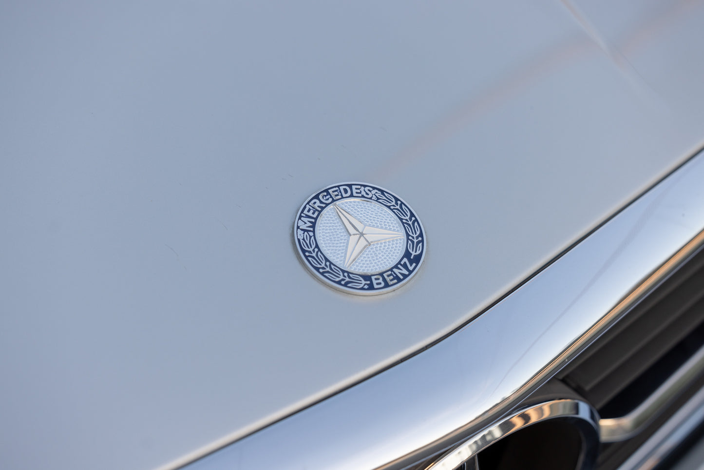 1988 Mercedes-Benz 560 SL