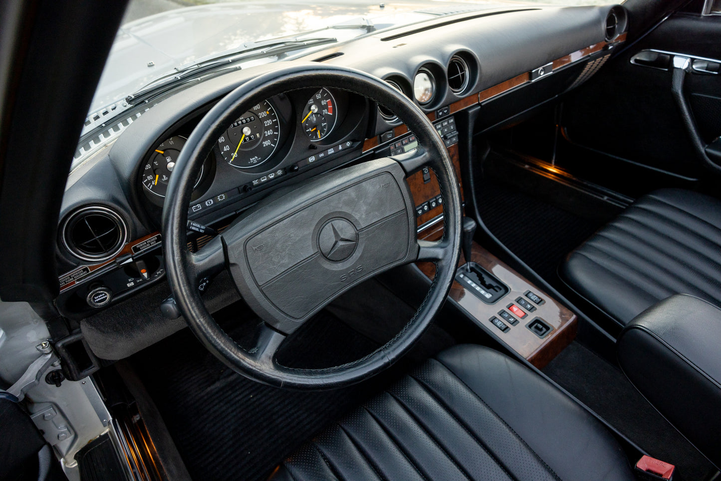 1988 Mercedes-Benz 560 SL