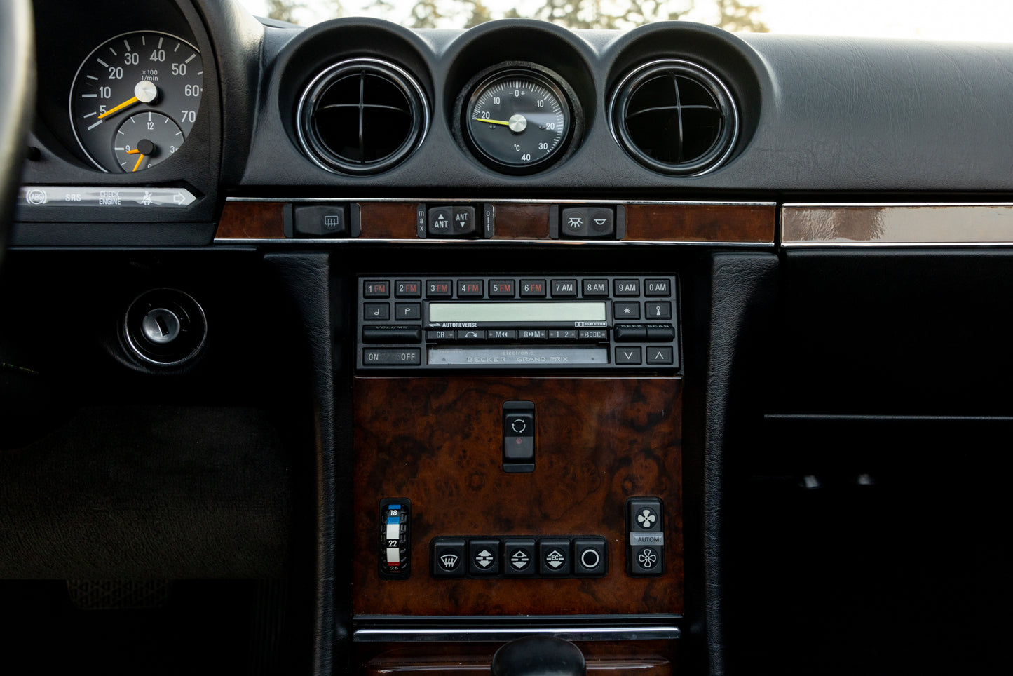 1988 Mercedes-Benz 560 SL