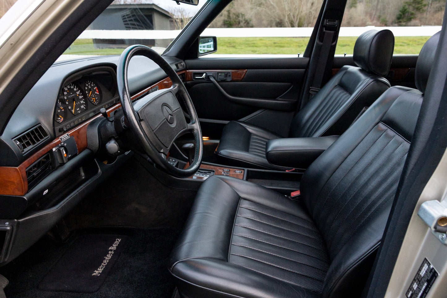 1988 Mercedes 560 SEL