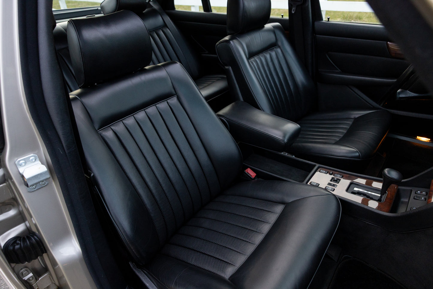 1988 Mercedes 560 SEL