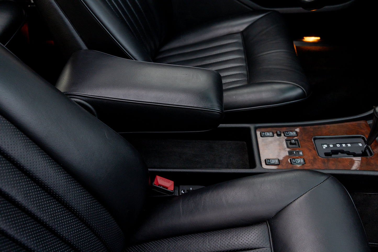 1988 Mercedes 560 SEL