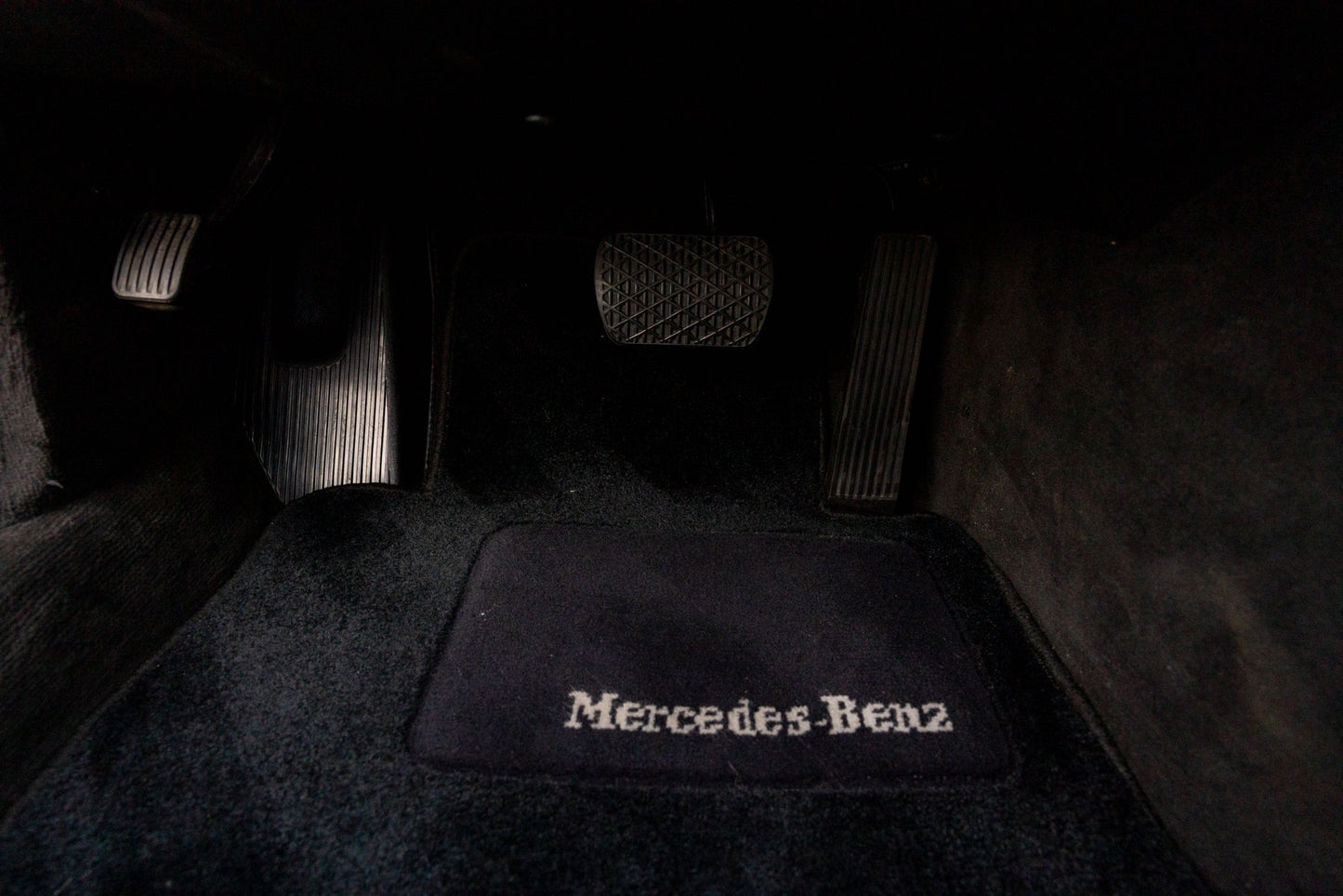 1988 Mercedes 560 SEL