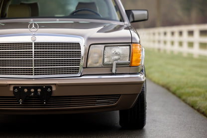 1989 Mercedes-Benz 560 SEL