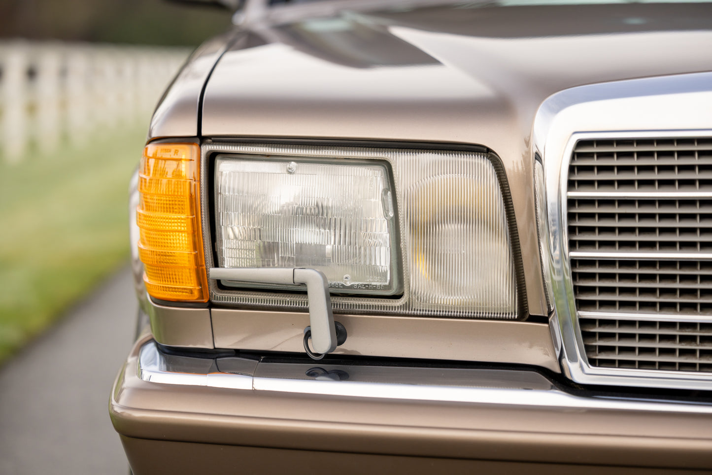 1989 Mercedes-Benz 560 SEL