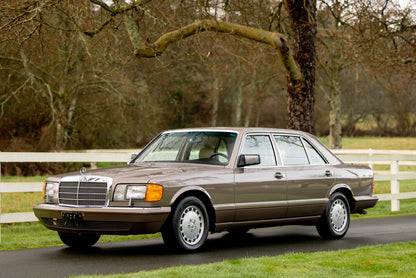 1989 Mercedes-Benz 560 SEL