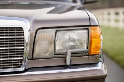 1989 Mercedes-Benz 560 SEL