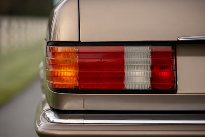 1989 Mercedes-Benz 560 SEL