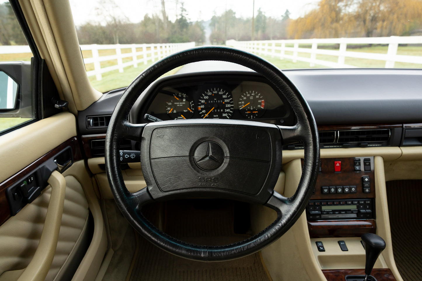 1989 Mercedes-Benz 560 SEL