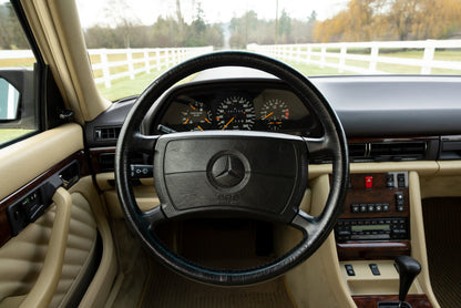 1989 Mercedes-Benz 560 SEL