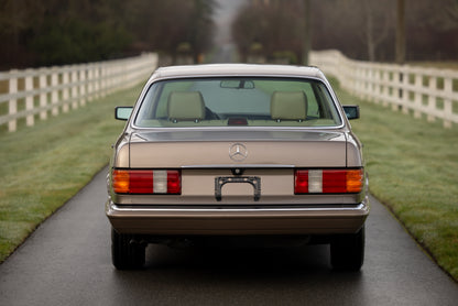 1989 Mercedes-Benz 560 SEL