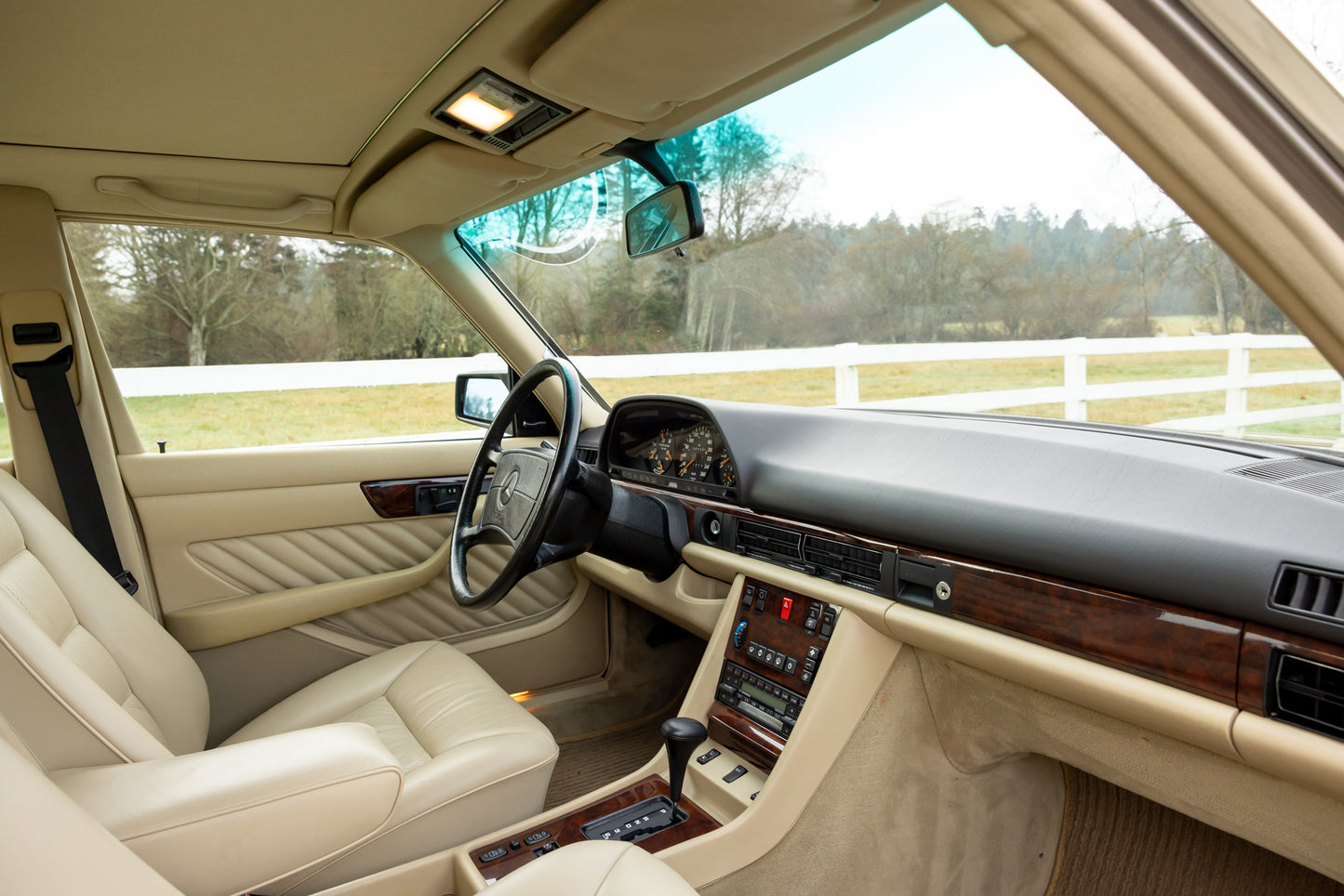 1989 Mercedes-Benz 560 SEL