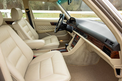 1989 Mercedes-Benz 560 SEL