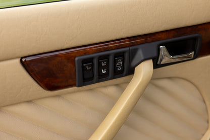1989 Mercedes-Benz 560 SEL