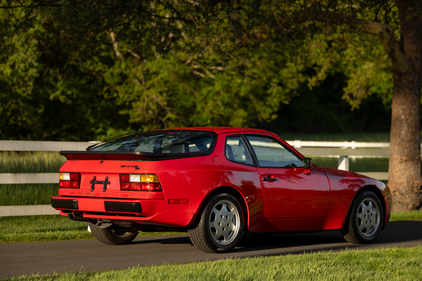 1989 Porsche 944 S2