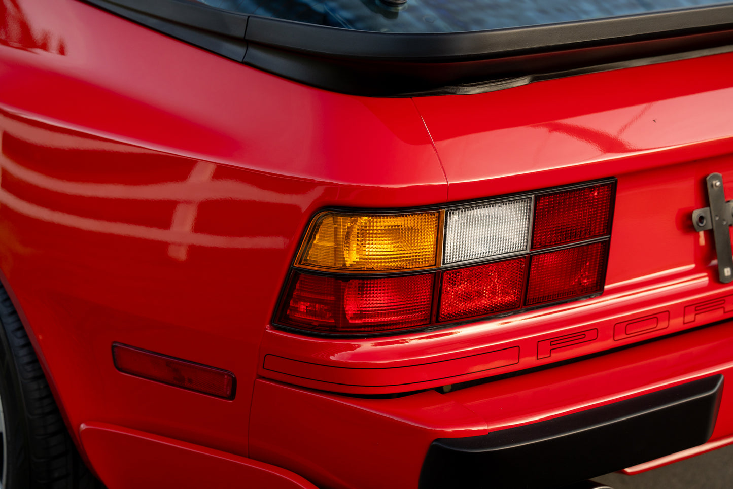 1989 Porsche 944 S2