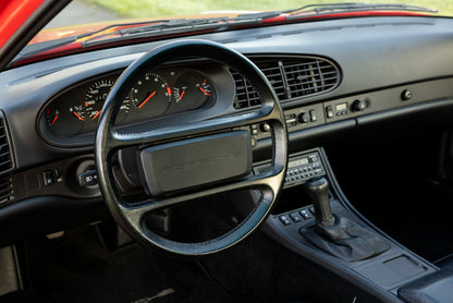 1989 Porsche 944 S2